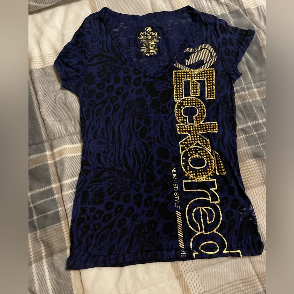 Ecko Red blue and gold tshirt size M